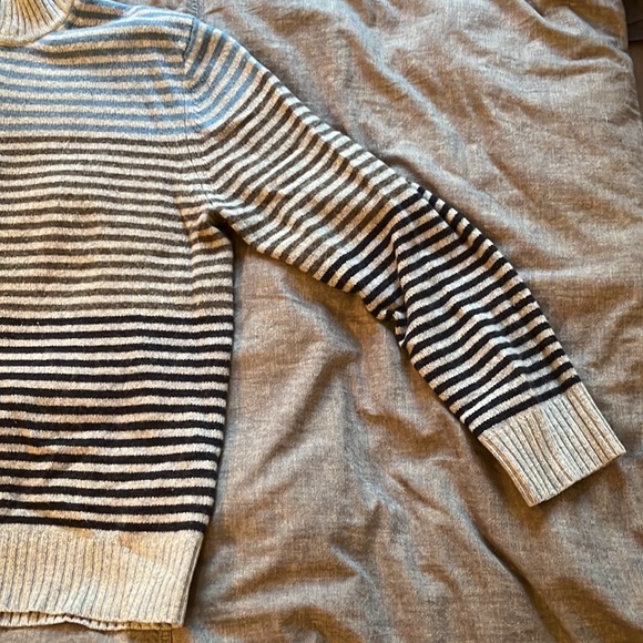 Grant Thomas Quarter Zip (Men’s Medium) 100% Wool - Picture 3 of 4